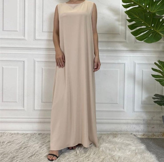 Sleevless inner abaya
